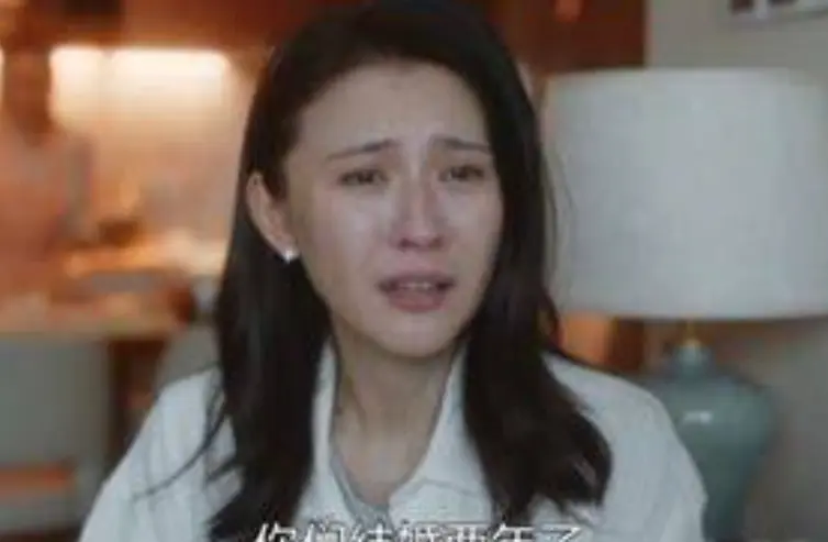 新疆女星热依扎被曝疑怀二胎，大女儿已6岁，生父早已真相大白