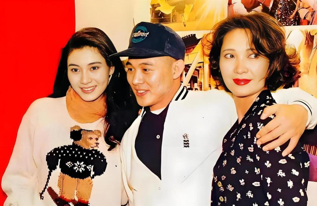 李嘉欣谈李连杰：别被他的严肃骗了，其实超有趣