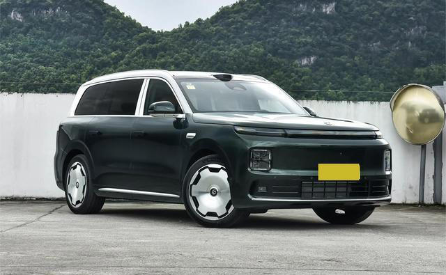 零跑D19，双腔空悬，激光雷达，高通骁龙8797芯片，增程／纯电SUV