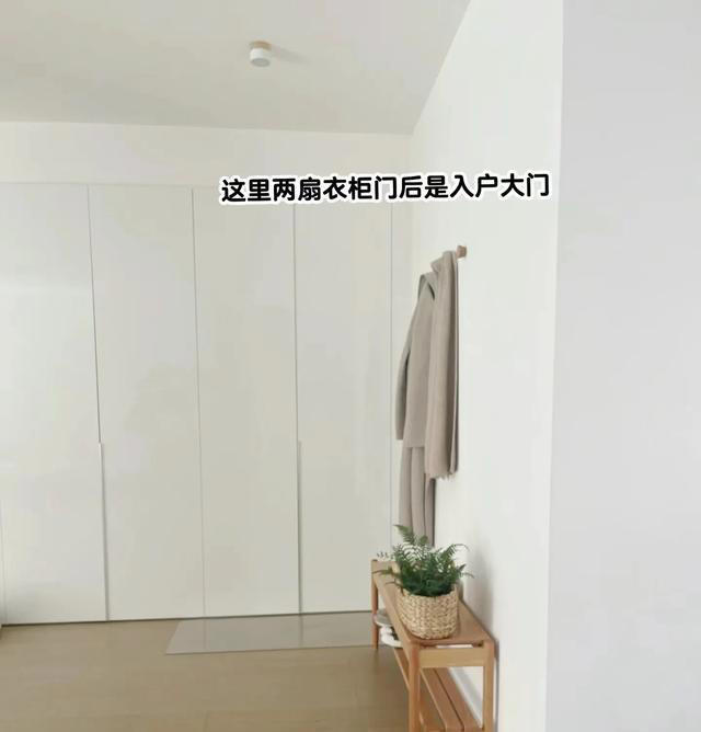 这是我见过最“抠门”的人，全屋没有任何装饰品，干净的一尘不染