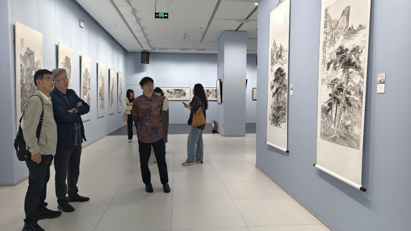 山东书画名家作品展开展