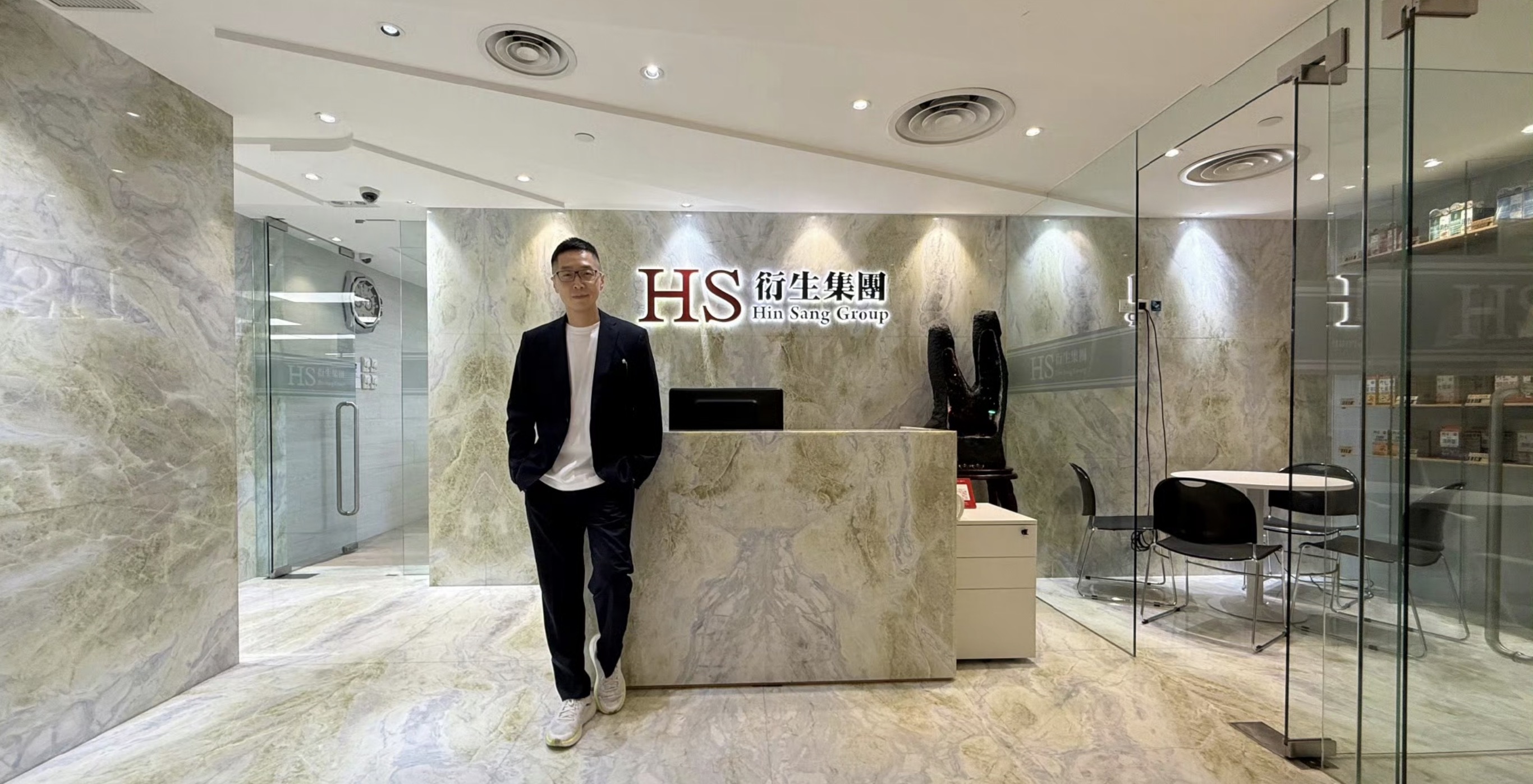 香港艺人马浚伟出任上市公司衍生集团高管，年薪252万港元