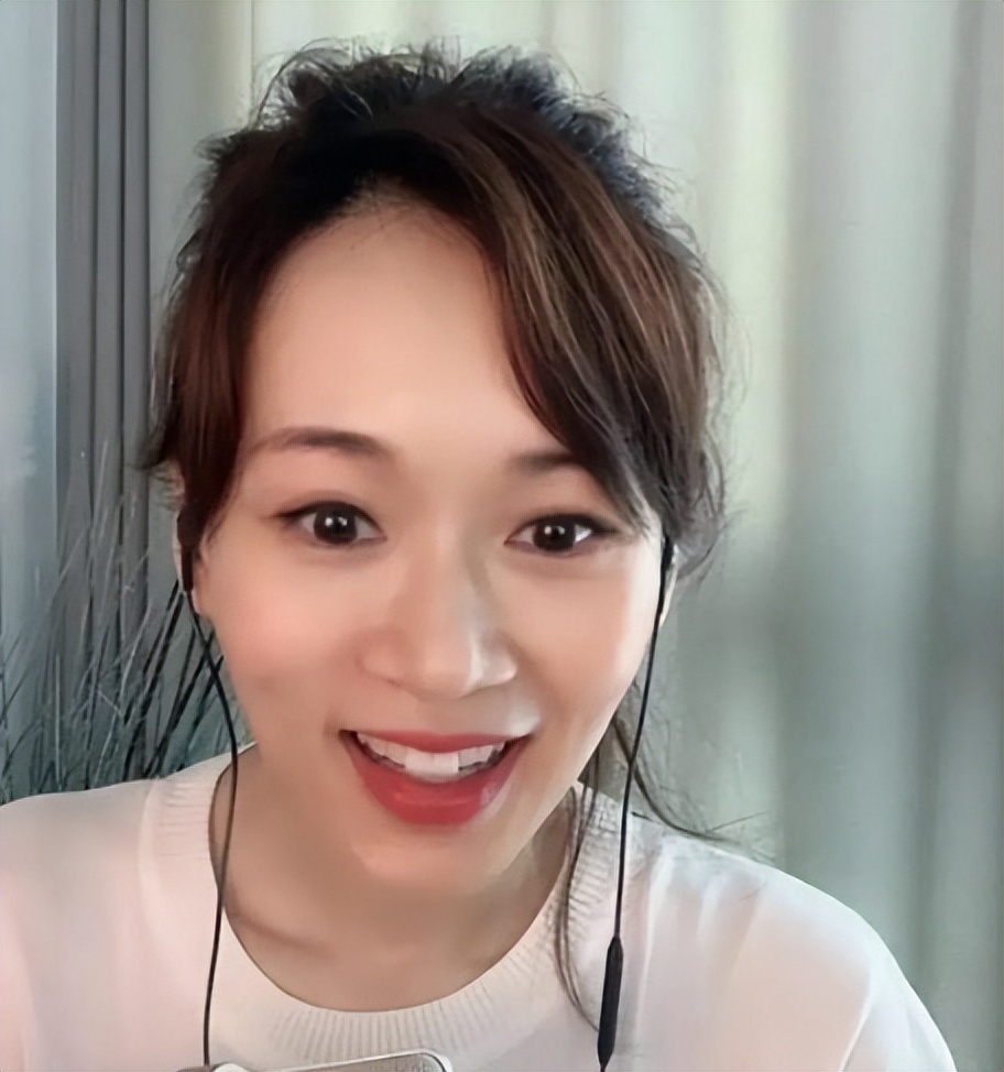 刚分手就未婚先孕，藏了15年才坦白生父是吴帅，如今她再结生子