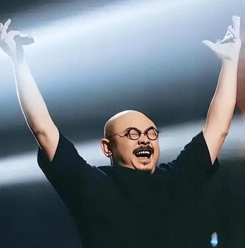 2026才到5月，刀郎再破天花板，当初抛弃他的前妻杨娜后悔了吗?