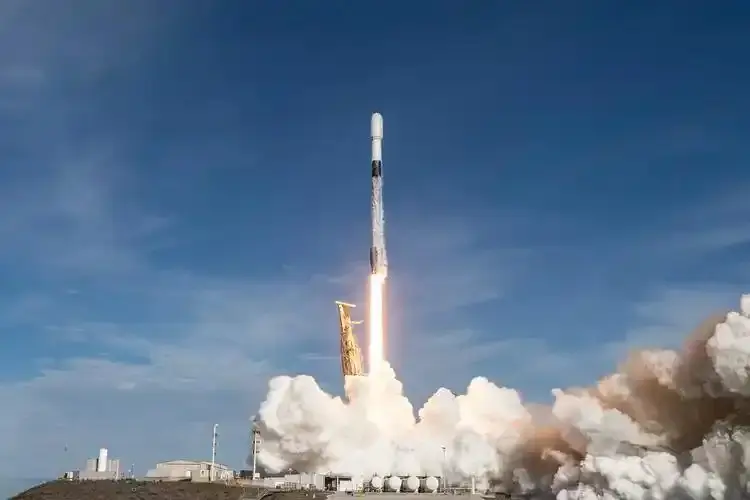 美国SpaceX星舰实施第12次试飞：人类最强火箭星舰V3首飞发射升空