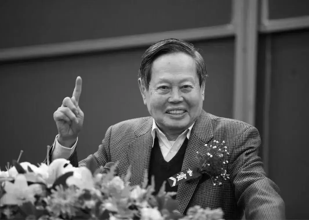 杨振宁一生最重要成果，竟不是获得诺奖的“宇称不守恒”理论