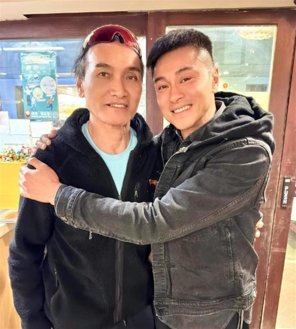 68岁TVB硬汉大佬彻底淡出! 被剧组冷落，如今转行中医低调谋生