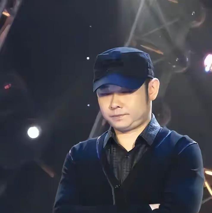 五月马上结束，刀郎再破天花板，当初抛弃他的前妻杨娜后悔了吗?