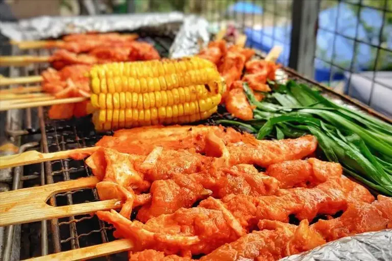立夏过后，吃肉有讲究，建议多吃“3白1红”，应季而食，安稳度夏