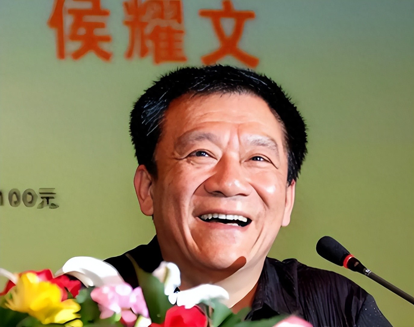 苍天好轮回!侯耀文如今下场大快人心