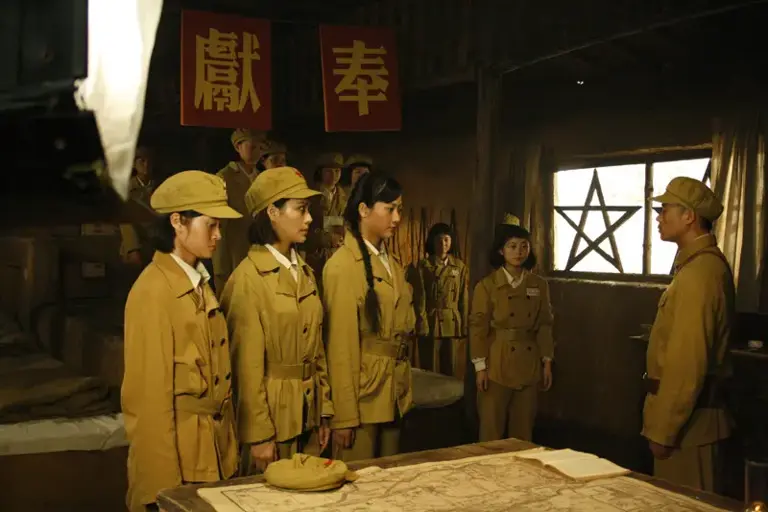 两部冷门谍战剧对比《专列一号》硬核过瘾 《苏菲的供词》走心好哭