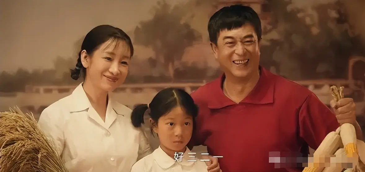 《主角》看到胡三元入狱前给米兰下跪，花彩香才知胡三元有多精!