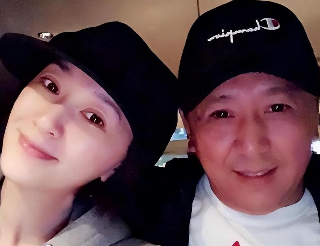 女演员跟他同居5年，将美好的年华都给了他，他却转身和闺蜜结婚