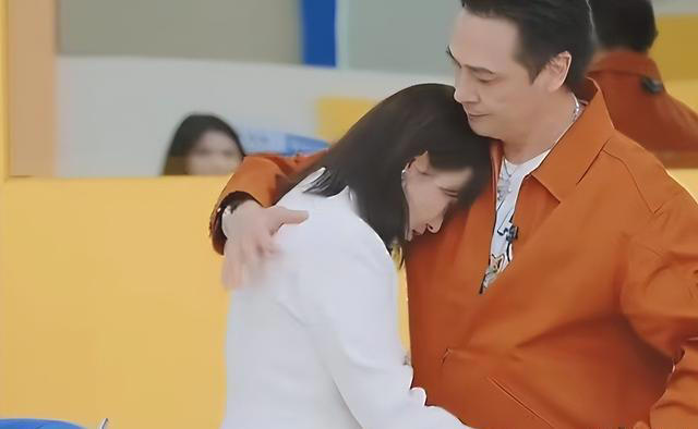 吴镇宇郝蕾同台飙戏，沉浸式演绎偏执爱恋，分寸拿捏惹网友热议！