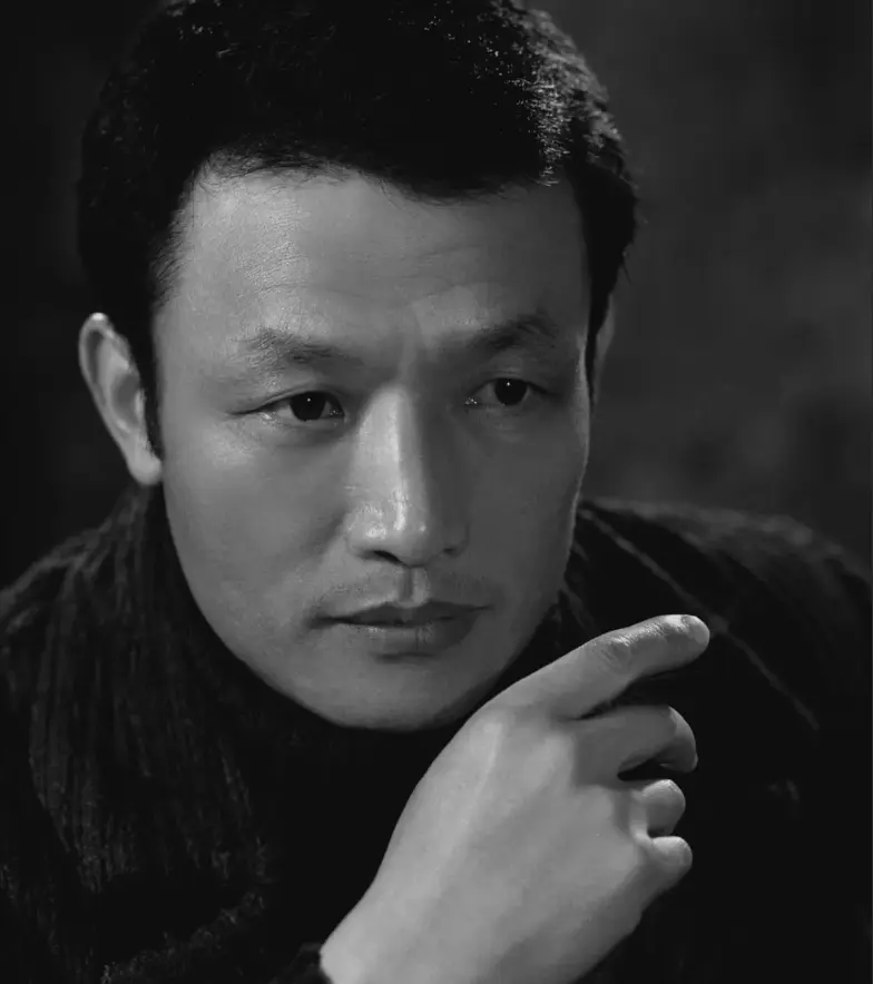 他是杨在葆上戏老同学，拍戏不多，但演技和焦晃有一拼，如今90岁
