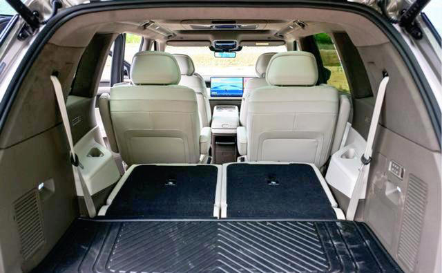 大众全新家用SUV，29.98万起，车长超5.2米，续航能跑1651km，强