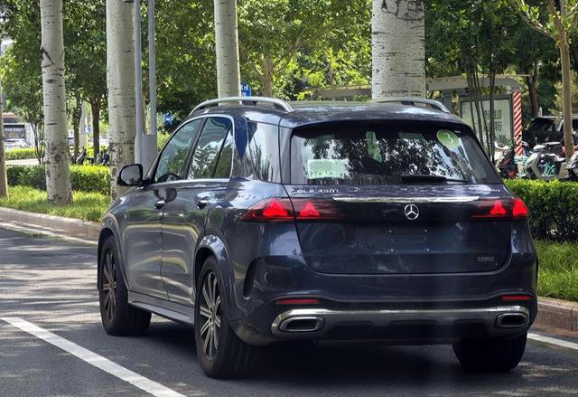 奔驰GLE国产加长版现身，造型精致，长超5米，可选2.0T／3.0T动力
