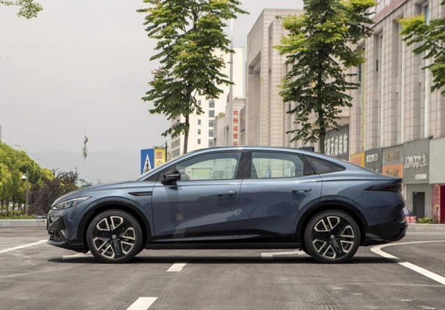 大众与众07上市，全新纯电轿跑，限时10.99万起，续航超558km！