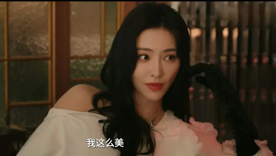 演完《唐诡》舞姬，再演《灵魂摆渡》，许佳琪凭借美貌再次火出圈