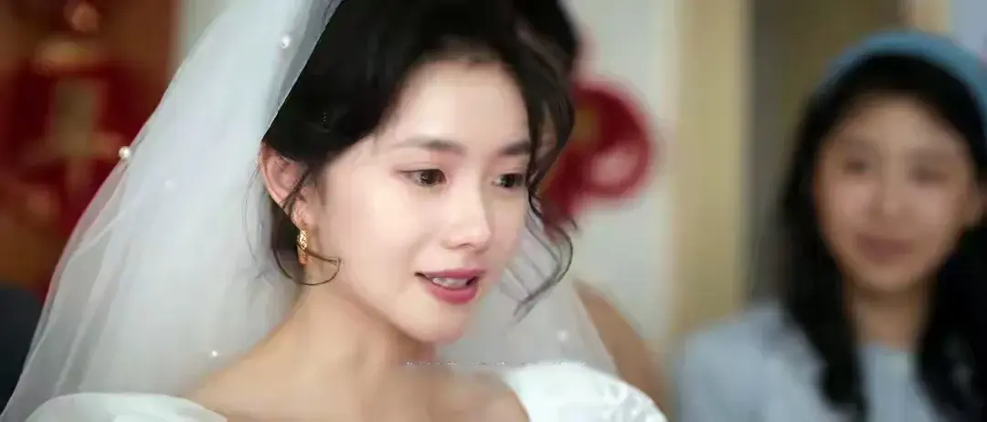 殷桃问张嘉益：胡三元为何会缺席忆秦娥的婚礼？张嘉益回复显情商