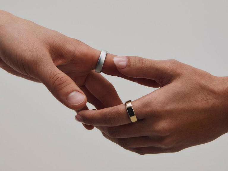“全球最小的智能戒指”：Oura Ring 5发布