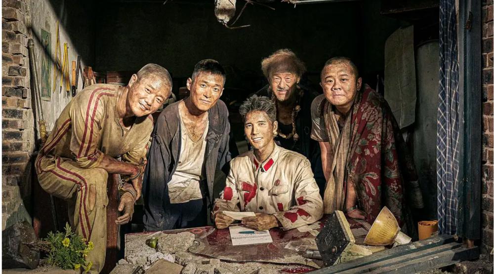 12天仅卖95万!《出入平安》扑街，制片人深夜破防