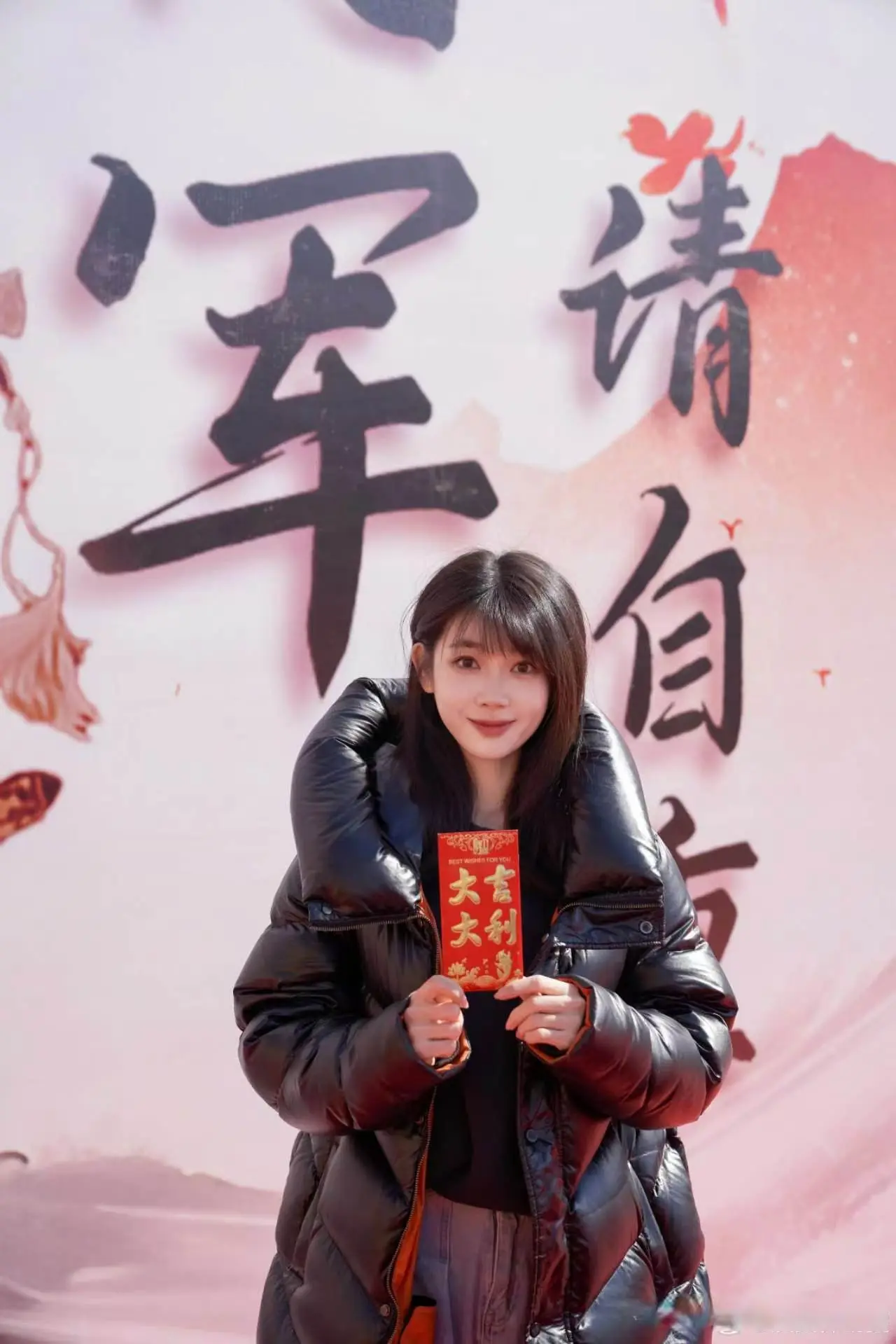 被迫替孱弱大哥冲喜，最令人上头的古装爆款短剧《将军请自重》