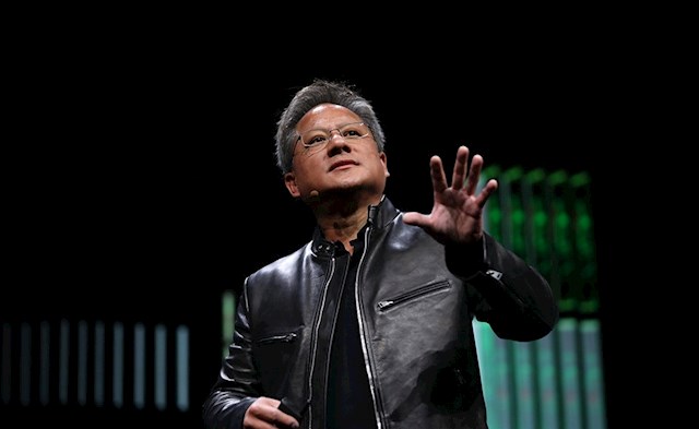 黄仁勋这次不玩刀法了! NVIDIA夏季活动来了：免费送20张RTX 50显卡+8台RTX 5080整机