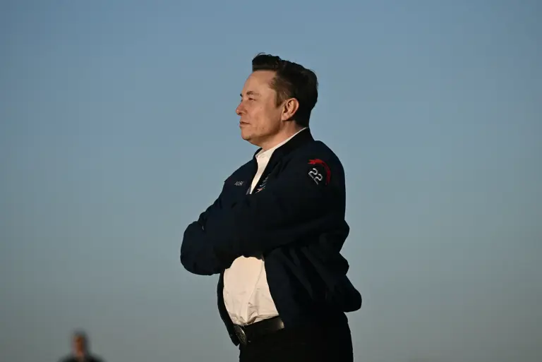 世界首富马斯克野心计划曝光：星际移民、WiFi接到月球火星!