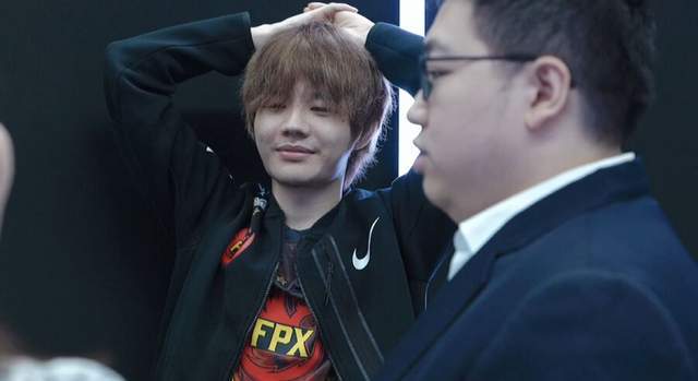 刘青松谈369休赛内幕，还透露light已离开LPL