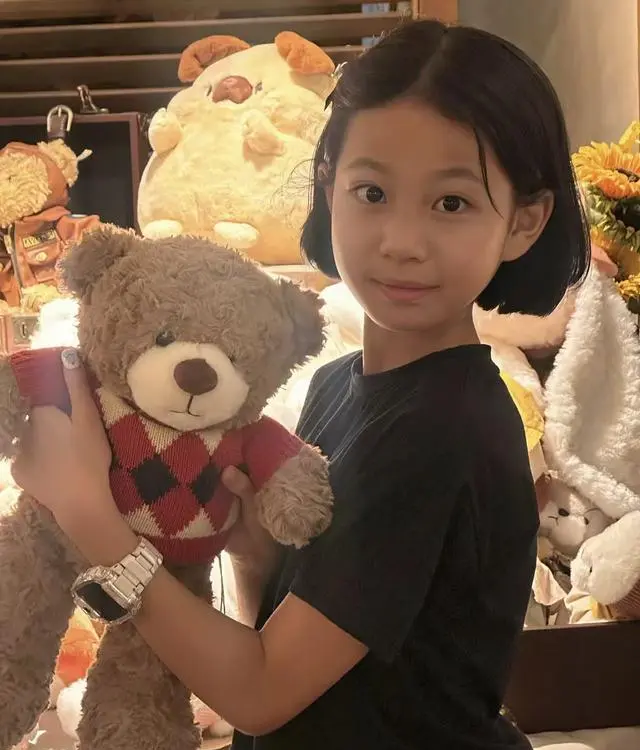 《主角》童年易青娥火了，王少熙苦练喂羊三个月，导演忍不住加戏