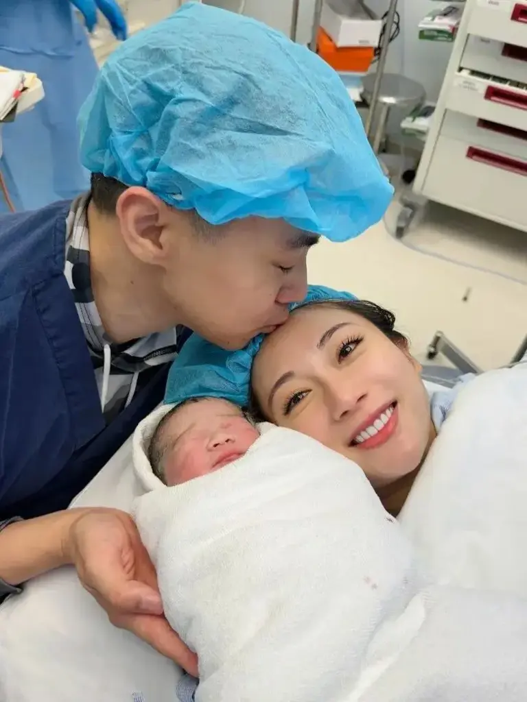 恭喜!TVB“拜金港姐”宣布生子，被赞最靓新手妈妈