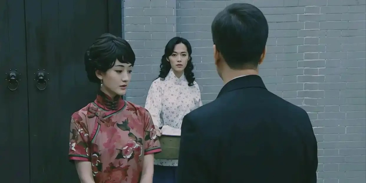 潜伏：看似楚楚可怜的穆晚秋，才是全剧隐藏最深的人!