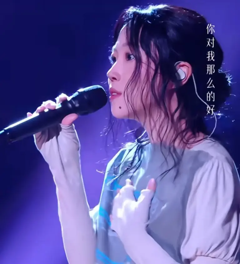 《歌手2026》第5期“窦靖童难听”这条热搜，撕下天龙族的遮羞布