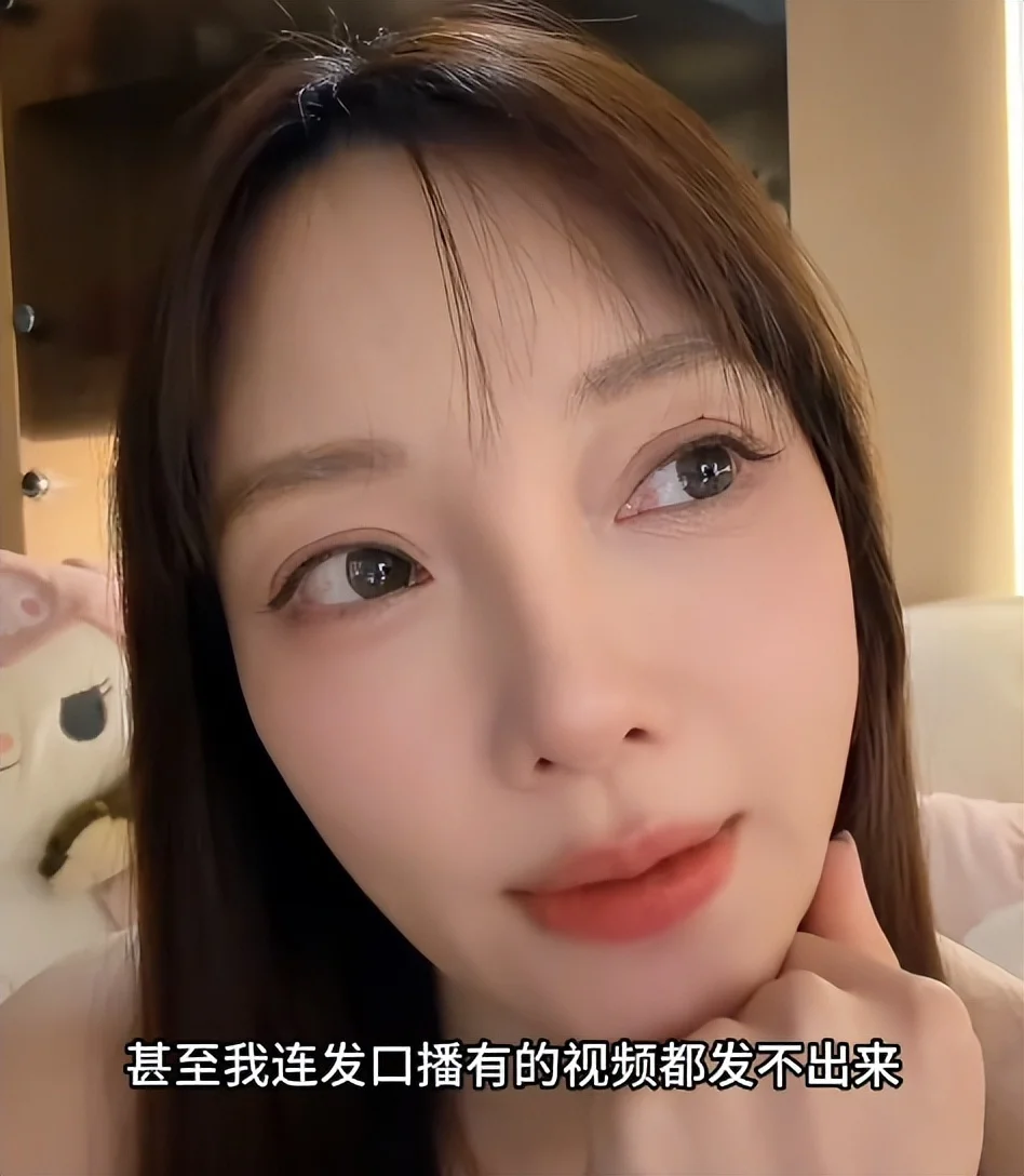 离婚6年，李小璐深夜坦言心声，只字不提贾乃亮，句句都是贾乃亮