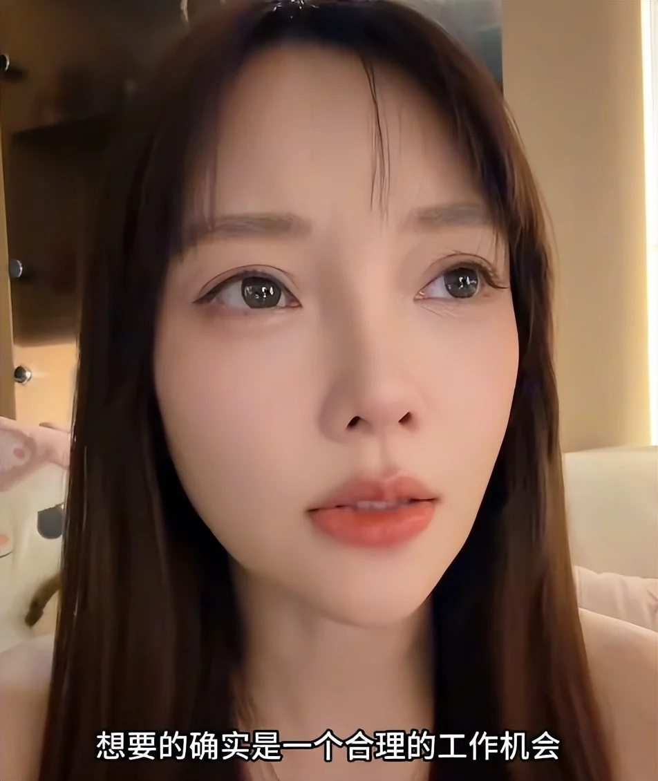 离婚6年，李小璐深夜坦言心声，只字不提贾乃亮，句句都是贾乃亮