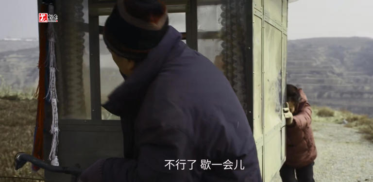 《主角》张嘉益演的胡三元，赚了30万，为何还带花彩香“吃苦”？