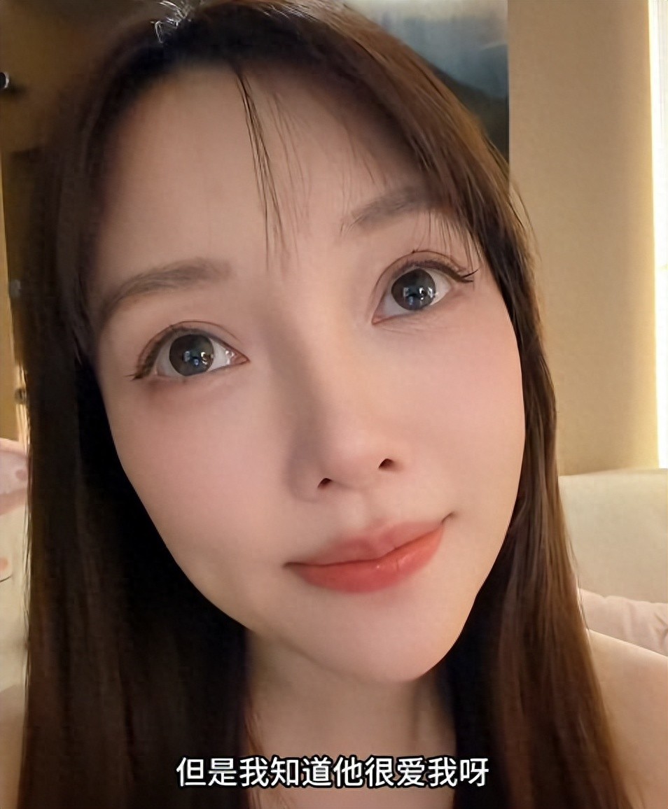 离婚6年，李小璐深夜坦言心声，只字不提贾乃亮，句句都是贾乃亮