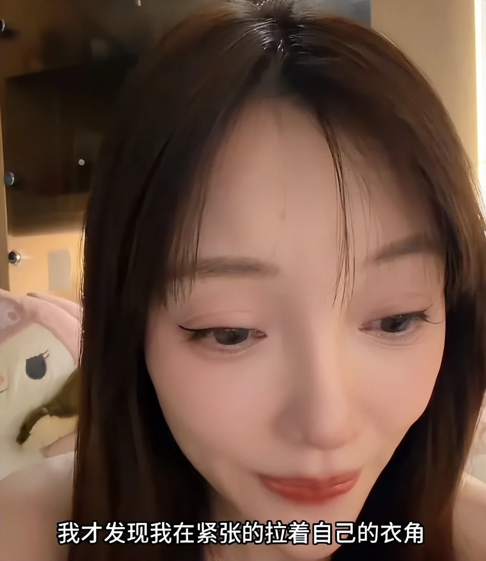 离婚6年，李小璐深夜坦言心声，只字不提贾乃亮，句句都是贾乃亮