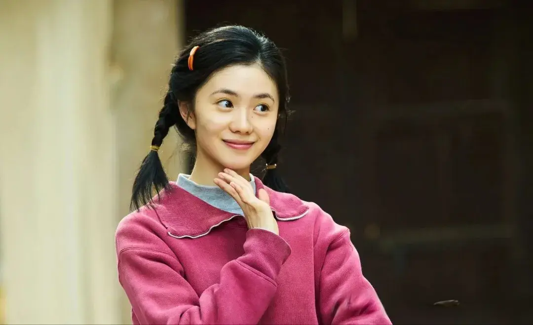热度跌落第二！霸榜18天的《主角》退位，黑马新剧强势登顶