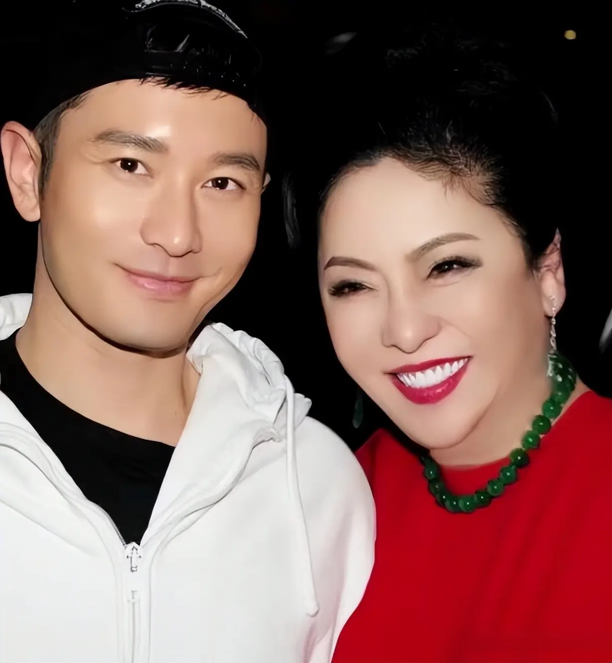 离婚4年，杨颖案判了，结果大快人心，和前夫黄晓明彻底拉开距离