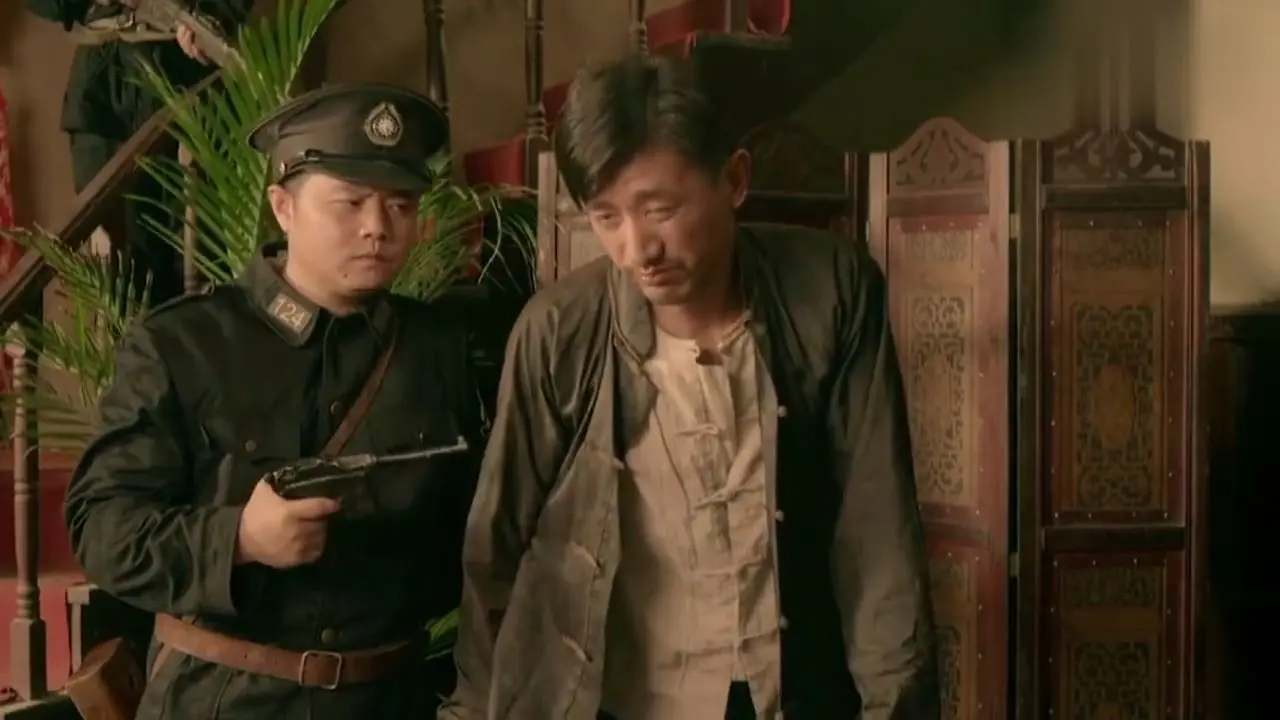 全网吵翻的《抓特务》：披着反特外衣，演尽人性拉扯