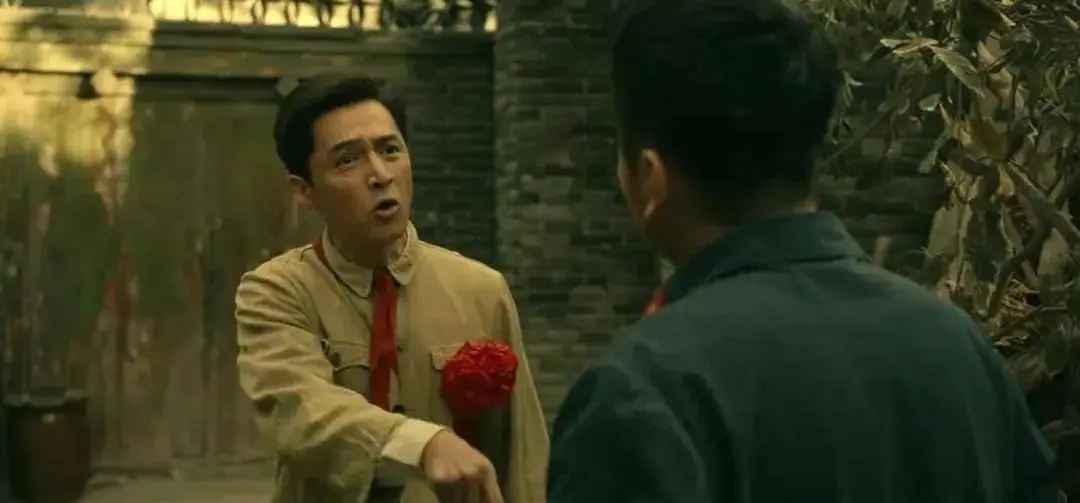 全网吵翻的《抓特务》：披着反特外衣，演尽人性拉扯