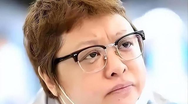争议发酵？央视表态已弃用，韩红“作茧自缚”，走上了张碧晨老路
