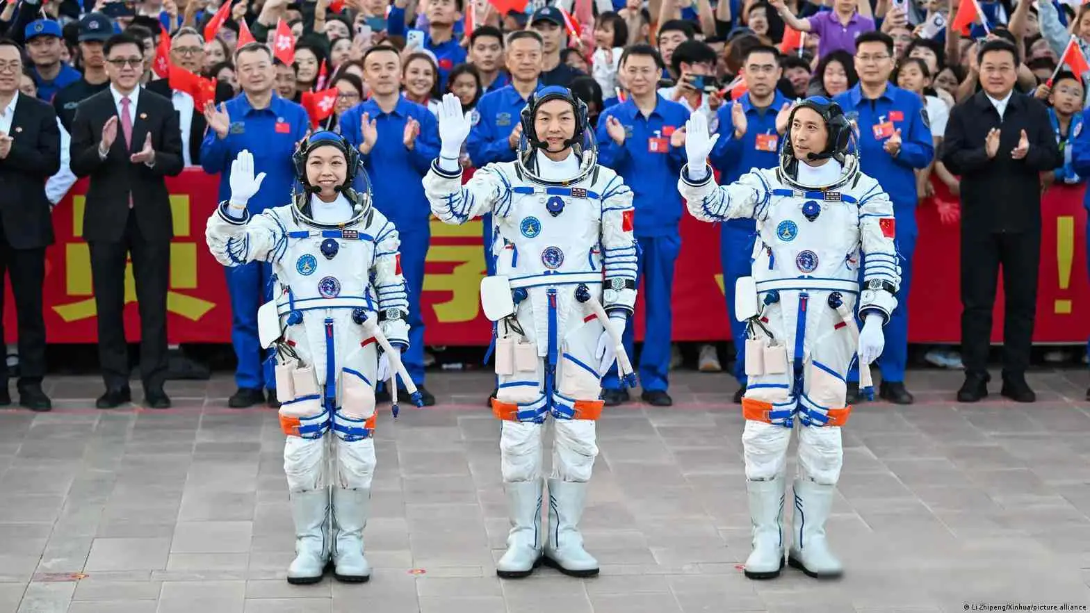 中国航天员在天宫的50天日常，一年驻留藏着哪些秘密