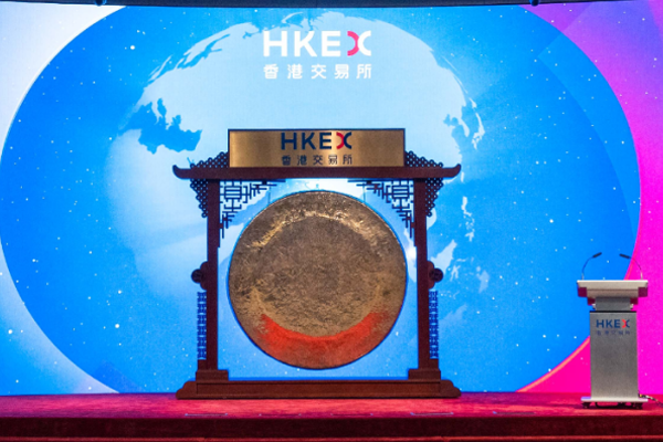 今天，7个IPO挤爆港交所：开始破发了