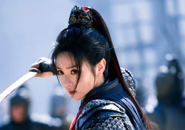 不顾央媒警告 顶风作案？《逐玉》也步了谢娜后尘，主演意外沉默