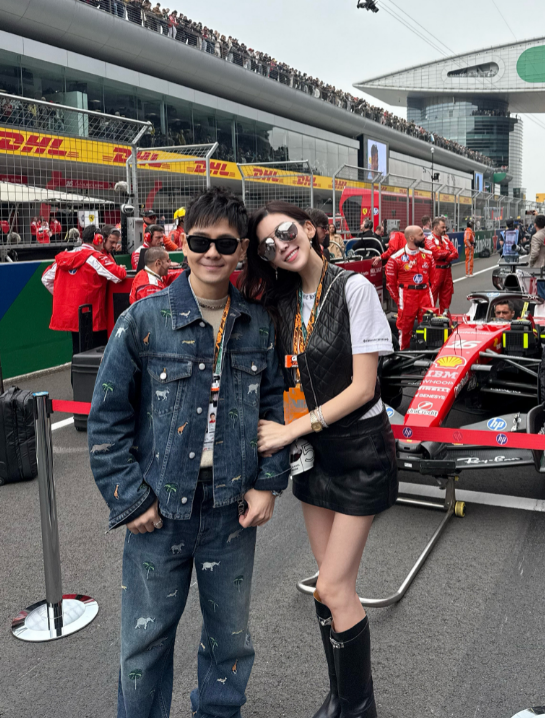 林志颖与儿子合照，17岁kimi笑容像爸好阳光，现实中绝对是大帅哥