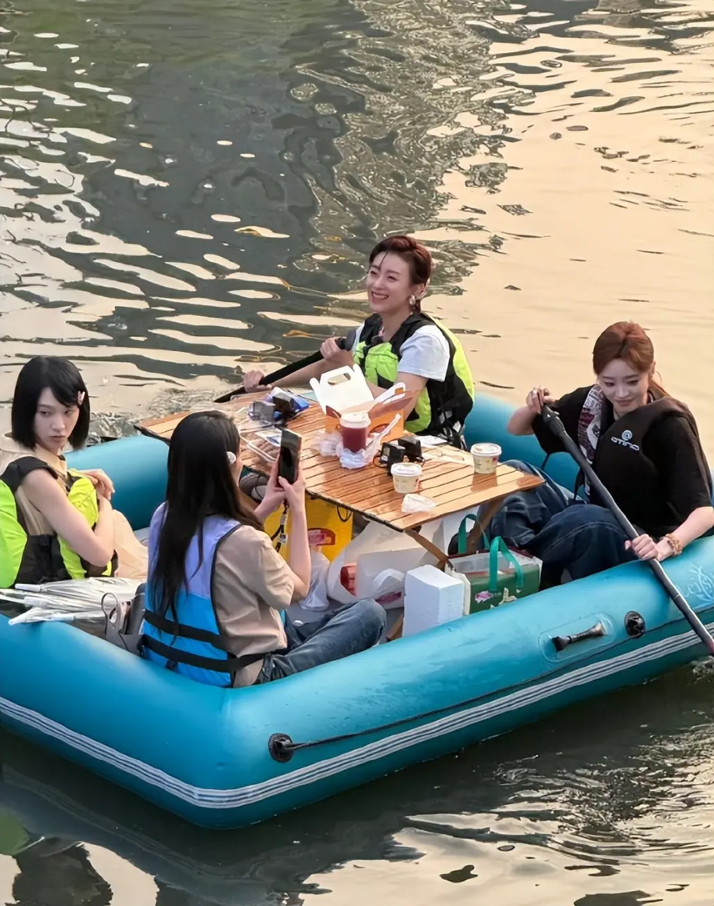 《浪姐7》售后，张月陈瑶录《我家那闺女》，王濛吐槽浪姐宿舍