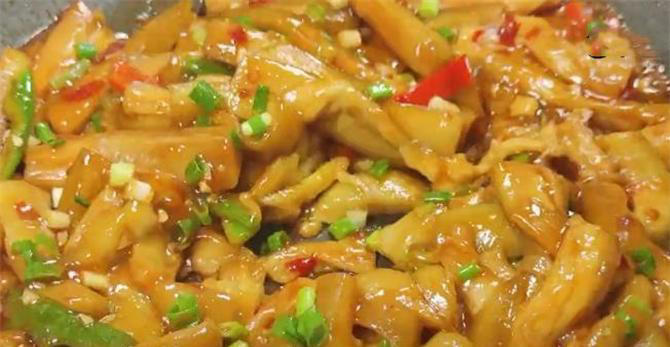 这才是鱼香茄子好吃的做法，不用油炸，做法简单，入味又下饭